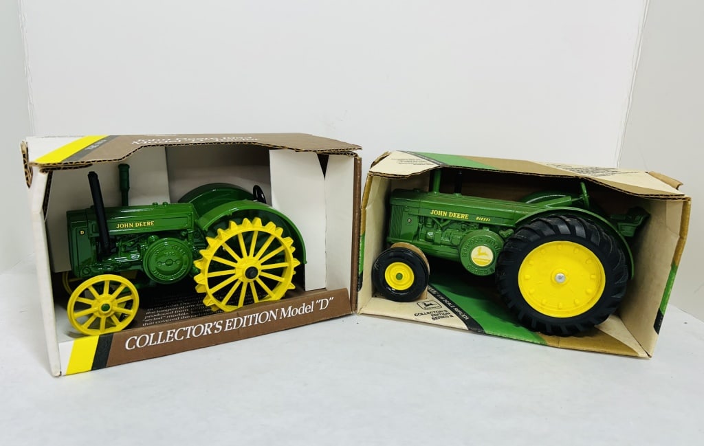 ERTL 1/16 1949/1954 JD MODEL R COLLECTORS EDITION (1 of 15)