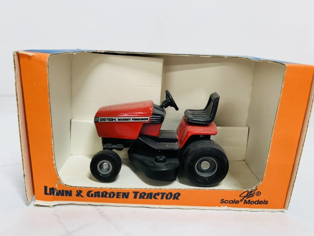 ERTL 1/16 MASSEY FERGUSON 2616H LAWN AND GARDEN: DIECAST, MODEL FT-0505