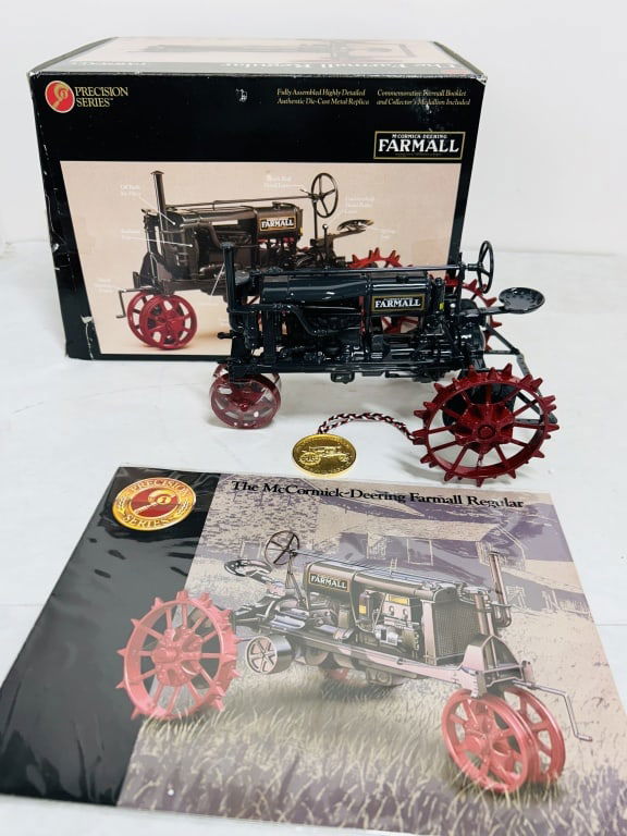 ERTL 1/16 PRECISION SERIES 1 FARMAL REGULAR NF (1 of 15)