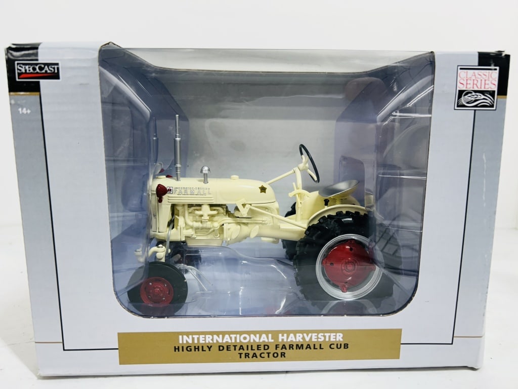 SPECCAST CLASSIC SERIES IH FARMALL CUB WF: DIECAST, HIGHLY DETAILED OFF WHITE WITH RED ACCENTS, MODEL #ZJD1907, STOCK #08922