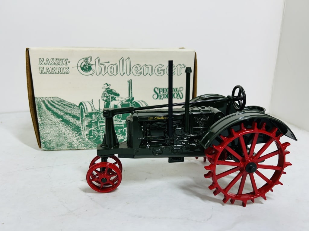 ERTL 1/16 MASSEY-HARRIS CHALLENGER NF SPECIAL EDT (1 of 10)