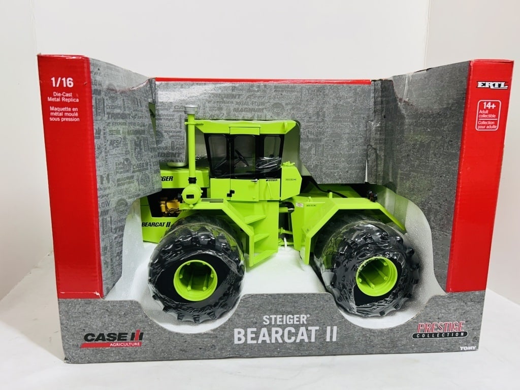ERTL 1/16 STEIGER BEARCAT II PRESTIGE COLLECTION: DIECAST, MODEL #442650TP, STOCK #H0522YL00