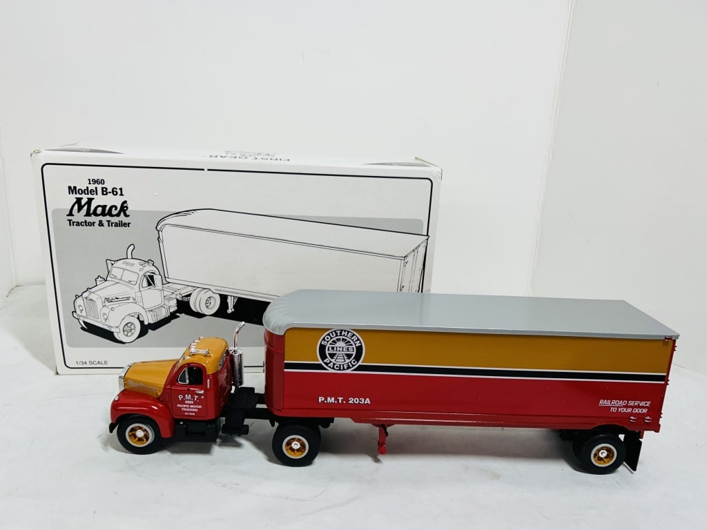 1ST GEAR MACK SOUTHERN PACIFIC TRACTOR TRAILER (1 of 6)