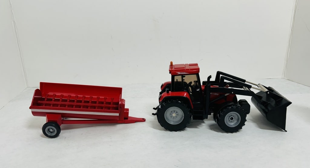 CASE IH CVX 130 WITH LOADER (1 of 9)