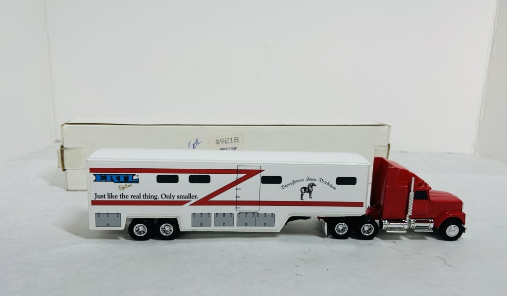 ERTL 1/64 PENNSYLVANIA PERCHERONS TRACTOR TRAILER (1 of 9)