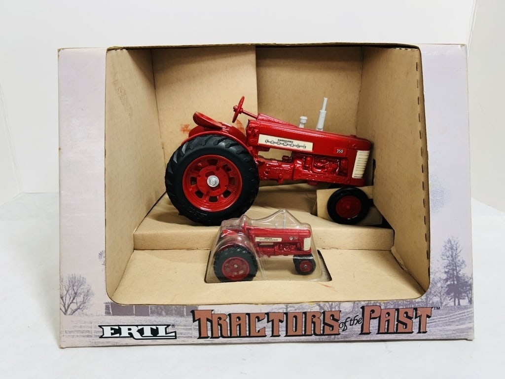 ERTL 1/16 FARMALL 350 NF TRACTORS OF THE PAST: DIECAST, MODEL #630, STOCK #1337