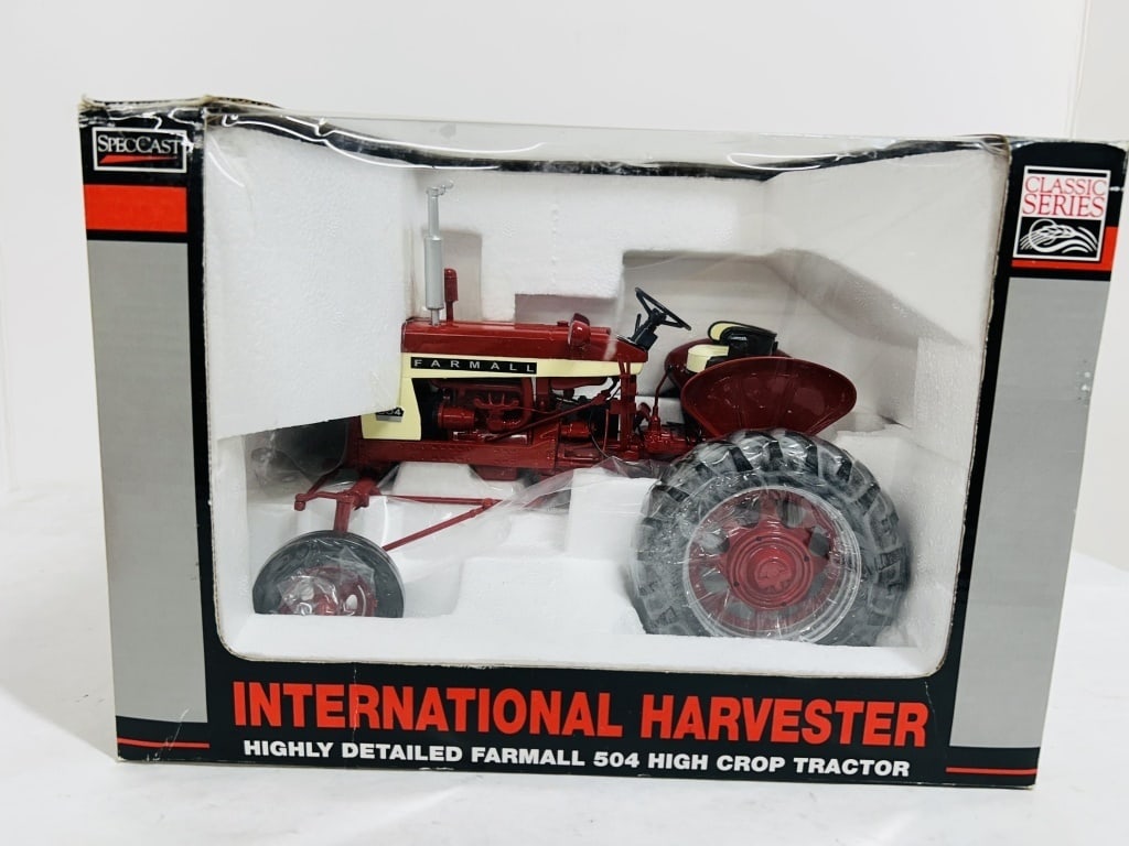 SPECCAST 1/16 IH FARMALL 504 HIGH CROP TRACTOR WF (1 of 7)