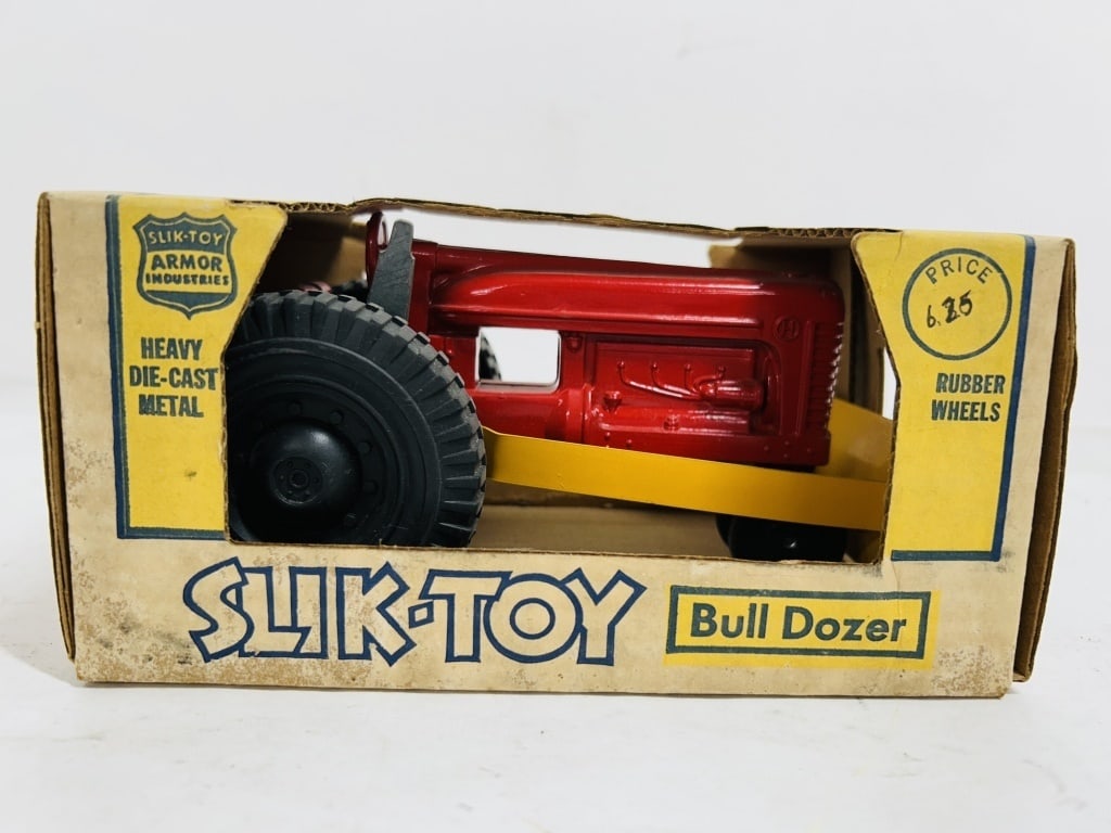 SLIK-TOY BULL DOZER DIECAST IN ORIGINAL BOX: .