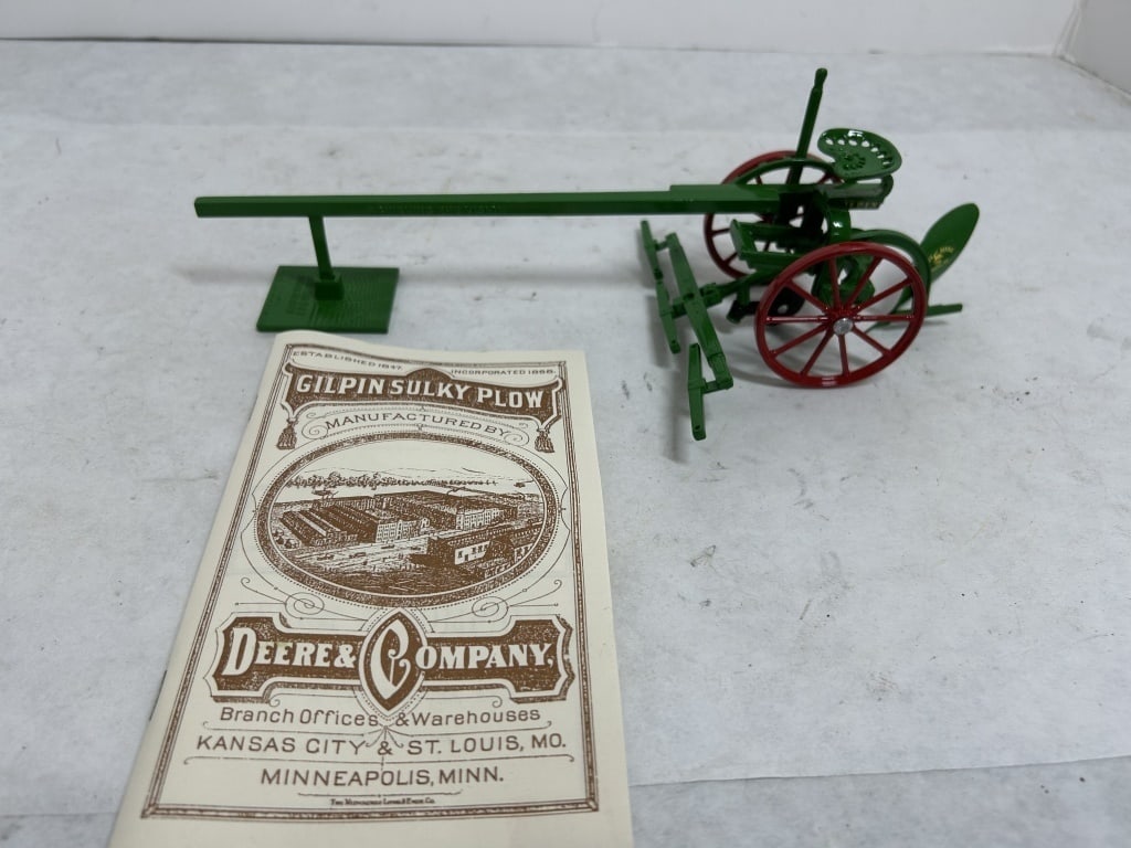 JOHN DEERE DIECAST GILPIN SULKY PLOW (1 of 6)