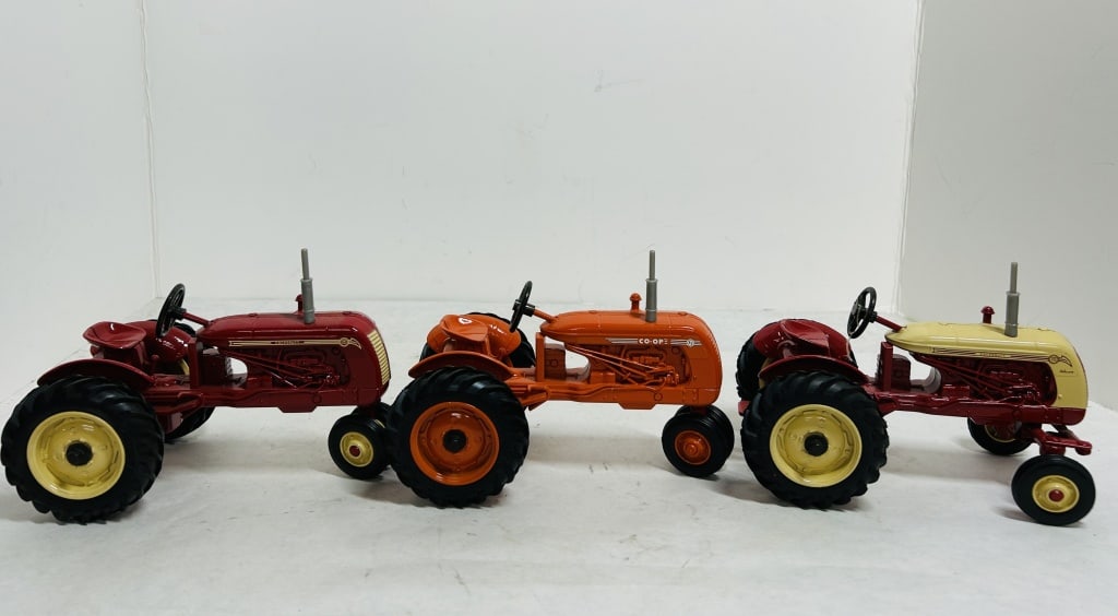 SET OF 3 COCKSHUTT 1/16 DIECAST EARLY: 1988 IN ORIGNIAL SHIPPING BOX, COCKSHUTT 20 #3059, COCKSHUT DELUX #3069, COCKSHUTT CO-OP #3049