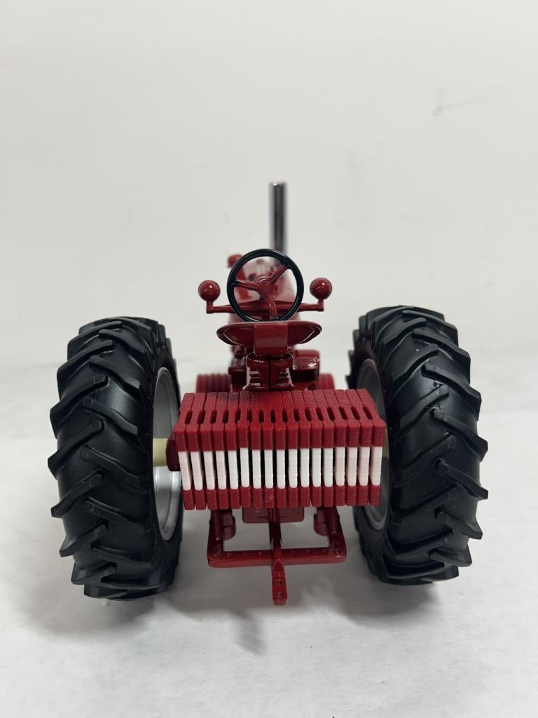 1/16 ABSOLUTELY NUTS PULLING TRACTOR - 8