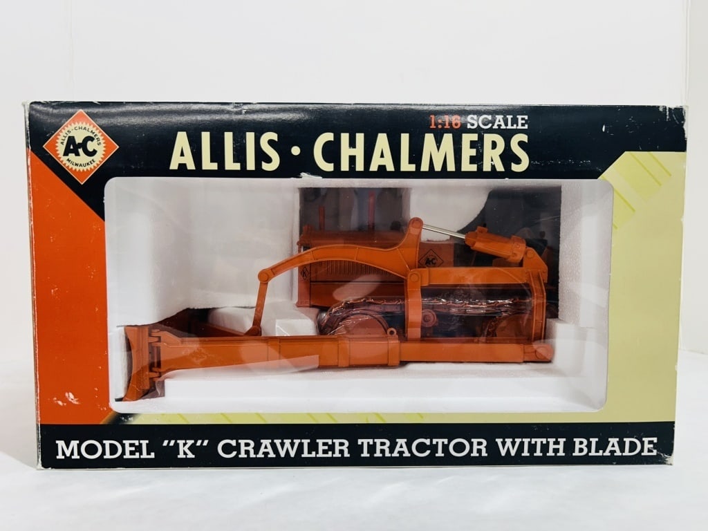SPECCAST 1/16 ALLIS-CHALMERS MODEL "K" CRAWLER (1 of 5)