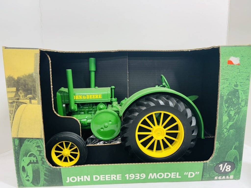 ERTL 1/8 JD 1939 MODEL "D" (1 of 8)