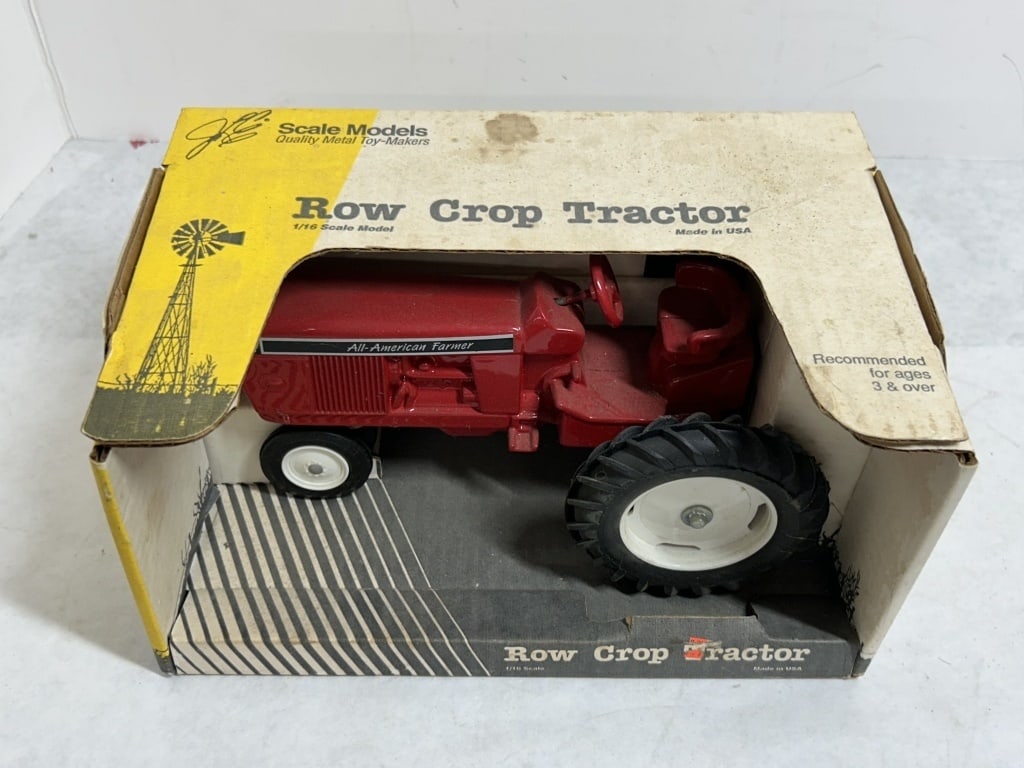 SCALE MODEL ROW CROP TRACTOR - 3