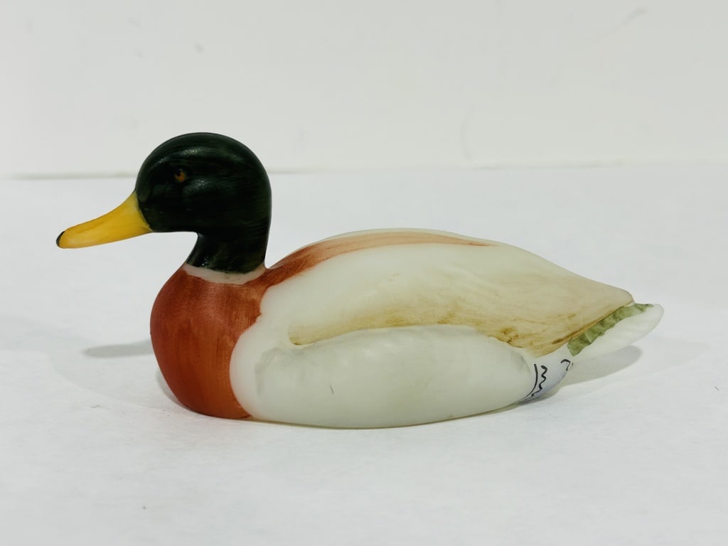 VINTAGE FENTON MALLARD DRAKE FIGURINE (1 of 5)