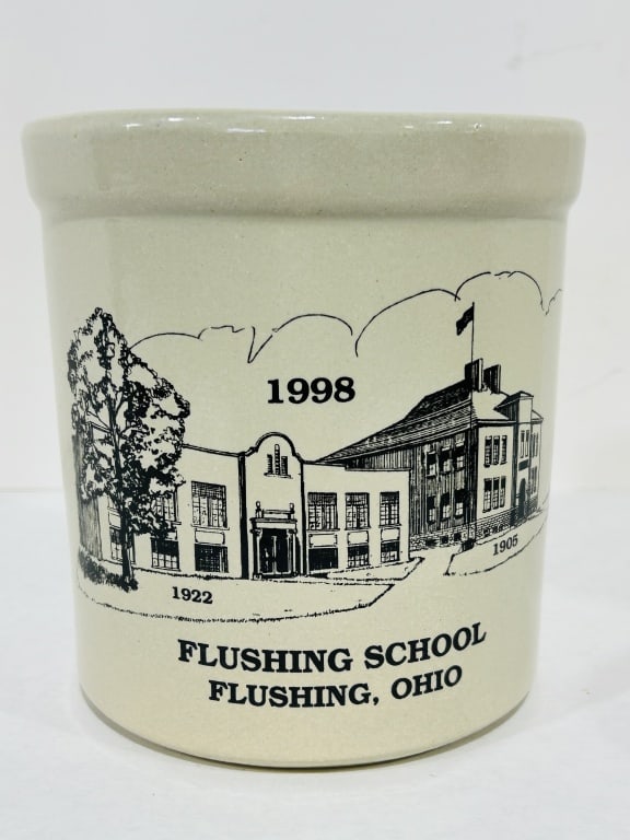 VINTAGE 1998 FLUSHING SCHOOL CROCK (1 of 1)