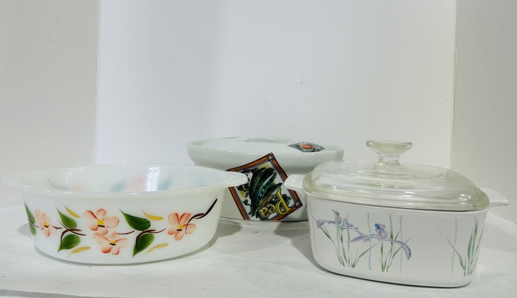 VINTAGE BAKING DISHES: ALL ONE MONEY