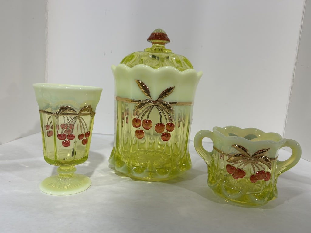 MOSSER CHERRY AND CABLE PATTERN GLOWS (1 of 7)