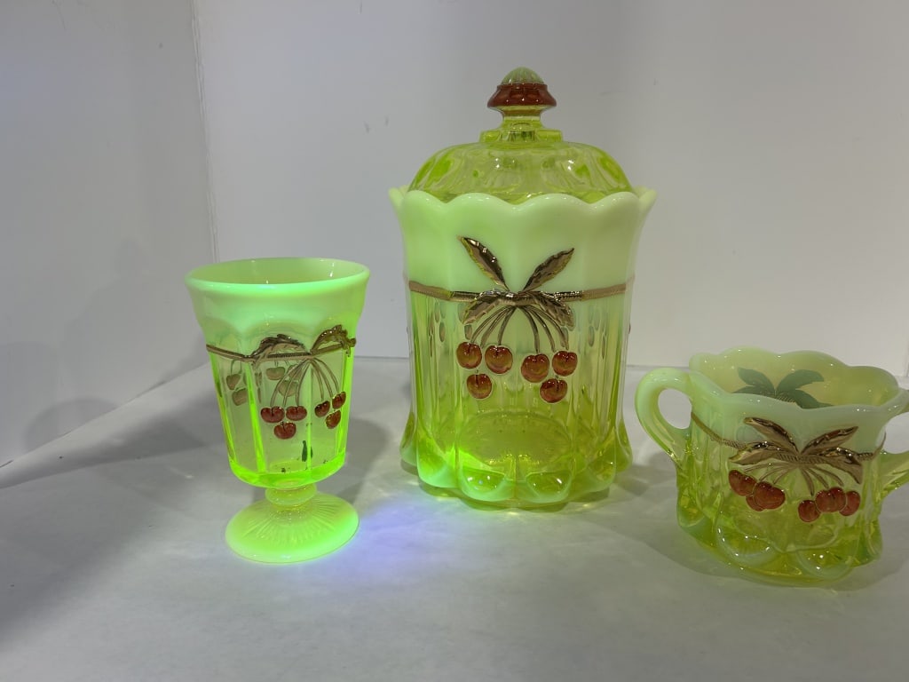 MOSSER CHERRY AND CABLE PATTERN GLOWS - 5