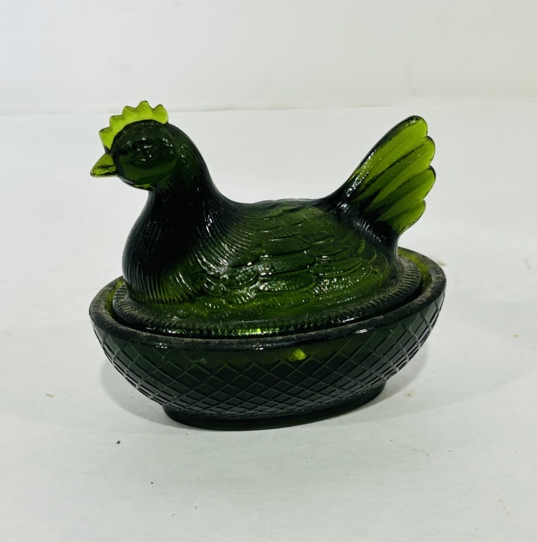 MINI HEN ON NEST OLIVE GREEN: UNKNOWN MANUF