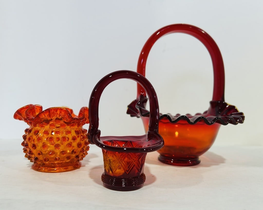 FENTON ART GLASS BASKETS RUBY RED AMBERINA (1 of 9)
