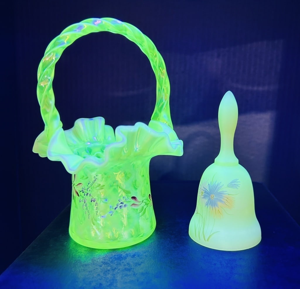 FENTON TOPAZ URANIUM HANDPAINTED BASKET (1 of 7)