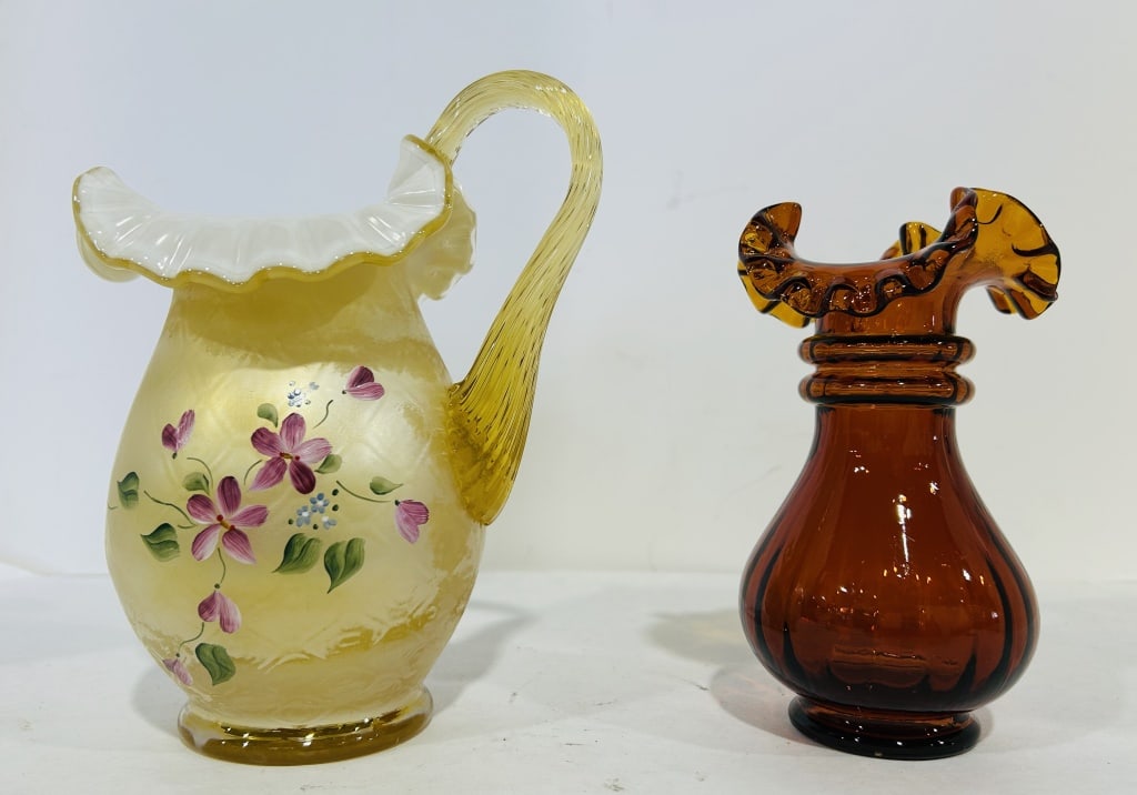 FENTON HONEY GOLD DIAMOND OPTIC PITCHER (1 of 8)