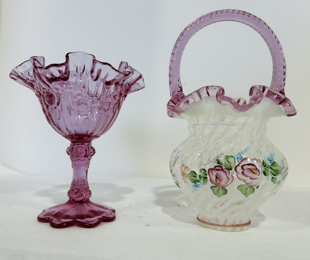 FENTON OPALESCENT SPIRAL ROSE BASKET (1 of 7)