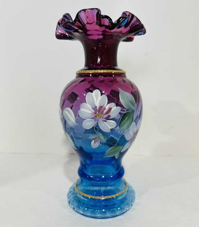 1996 MULBERRY VASE 50 YEARS OF LEADERSHIP VASE (1 of 5)