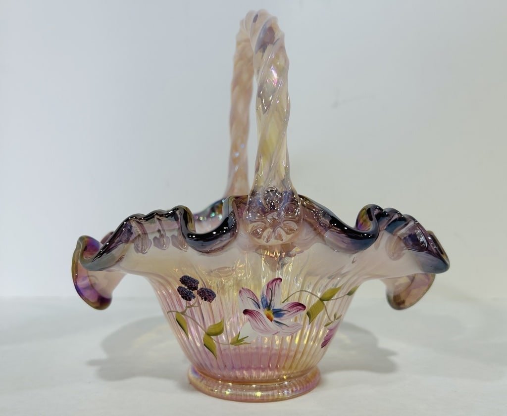 FENTON IRRESCENT RIBBON CANDY EDGE BASKET (1 of 5)
