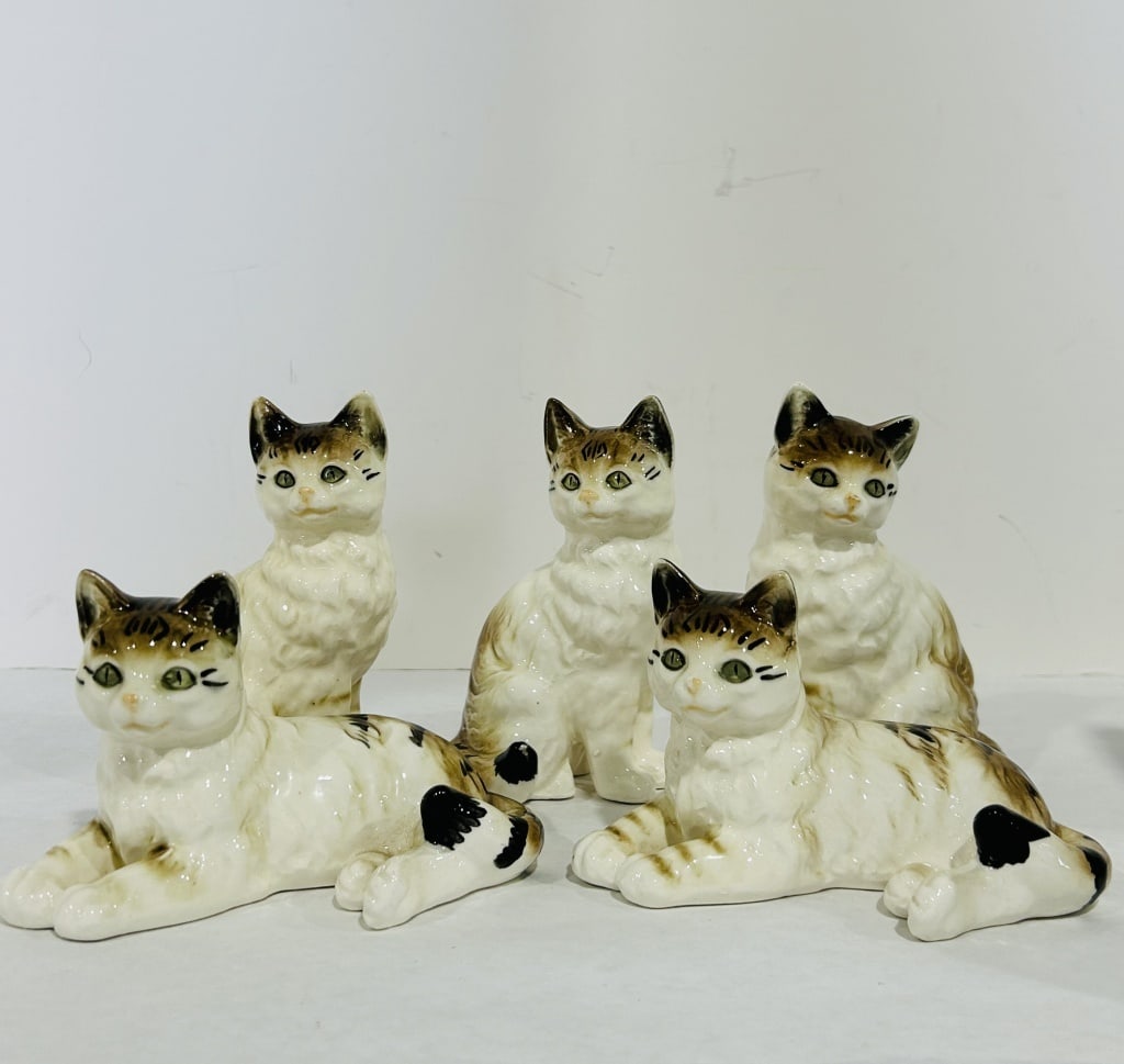 PORCELAIN TABBY CATS (1 of 2)