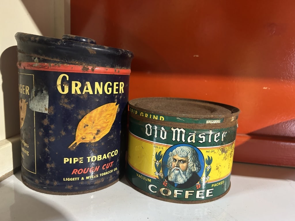 VINTAGE GRANGER TABACCO TIN CANISTER (1 of 6)