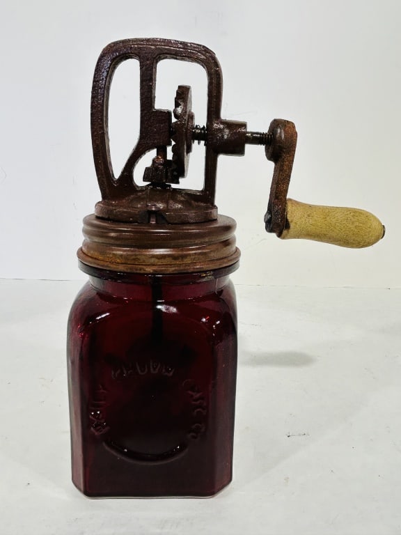 DAZEY RED BUTTER CHURN PINT RED (1 of 4)