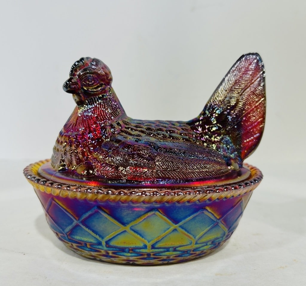 WESTMORLAND RED CARNIVAL GLASS HEN ON NEST (1 of 6)
