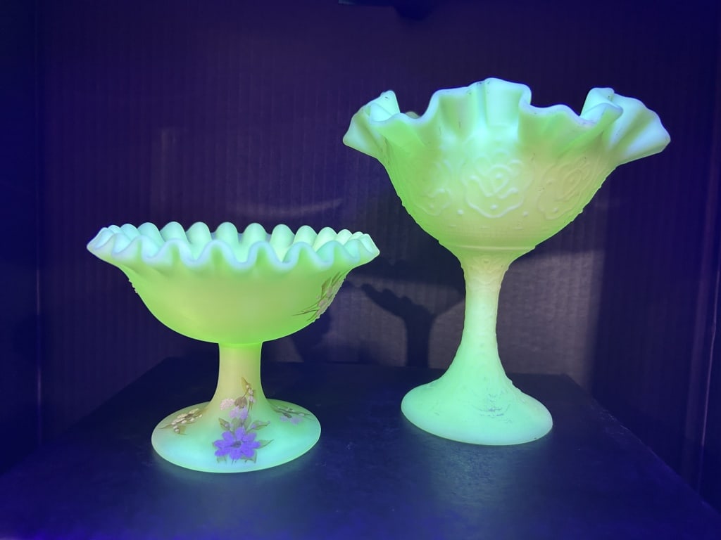 FENTON HANDPAINTED FOOTED COMPOTE URANIUM (1 of 8)