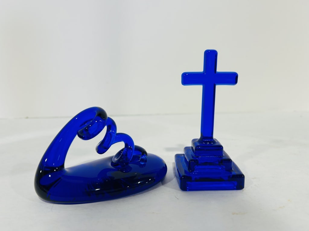 MOSSER COBALT CROSS AND PEN HOLDER: .