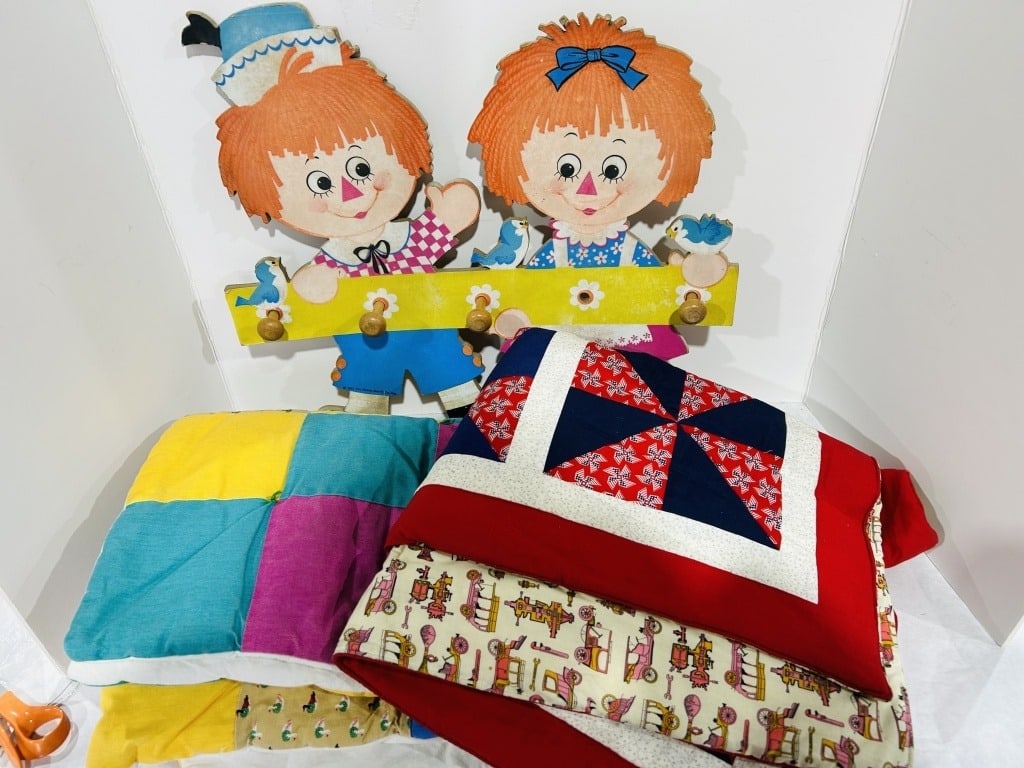 VINTAGE QUILTS (1 of 6)