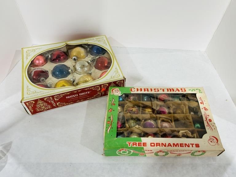 VINTAGE SHINY BRITE ORNAMENTS (1 of 5)