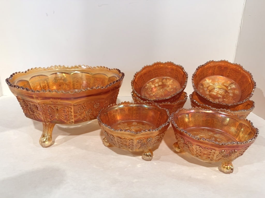 FENTON BUTTERFLY & BERRY MARIGOLD CARNIVAL GLASS (1 of 8)