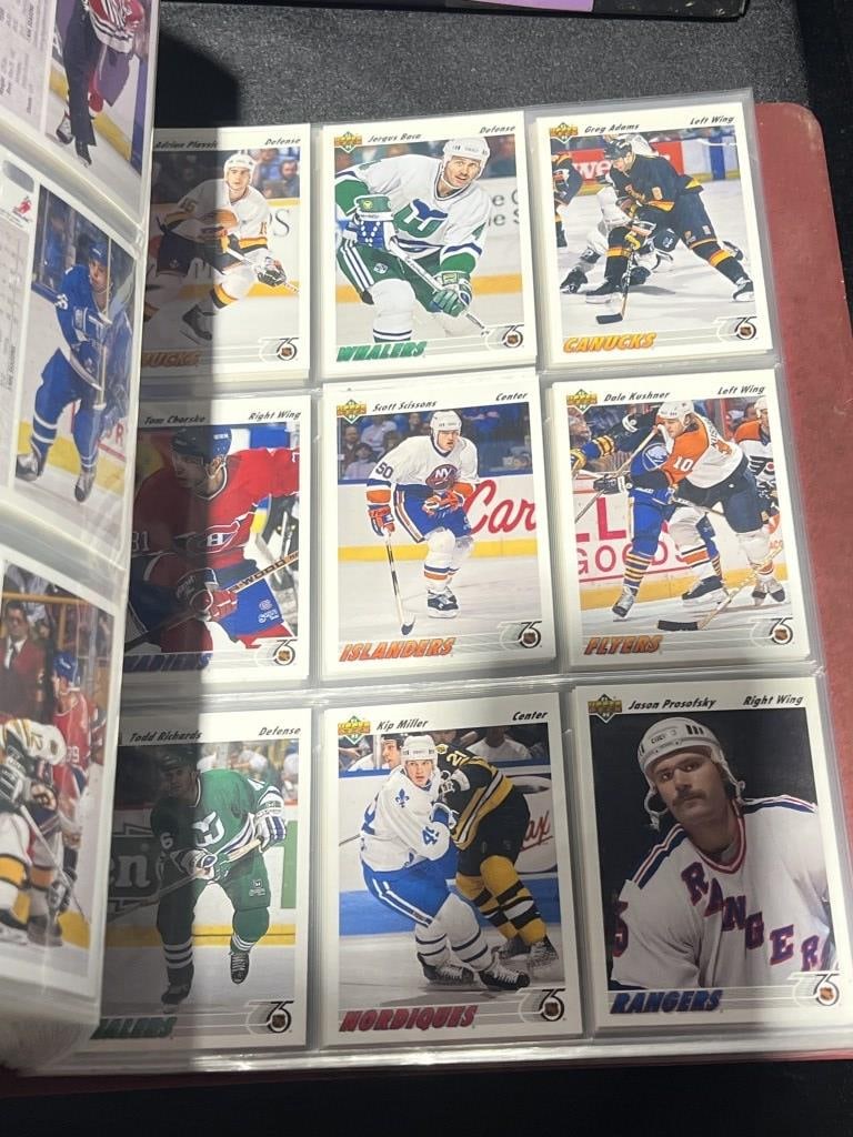 LARGE BINDER OF 1991-92 UPPER DECK HOCKEY SET (1 of 6)
