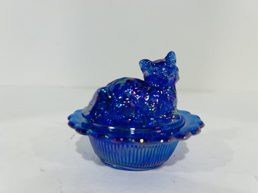 MOSSER CARNIVAL BLUE MINI CAT ON NEST: LIMITED EDITION