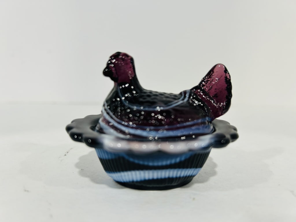 MOSSER PURPLE SLAG GLASS MINI HEN ON NEST (1 of 6)