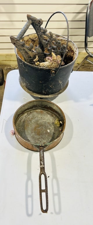 CAULDREN AND COPPER PAN (1 of 2)