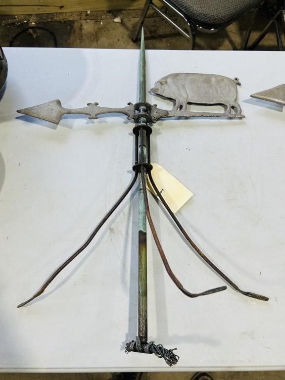 EARLY ANTIQUE PIG LIGHTNING ROD: NO SHIPPING