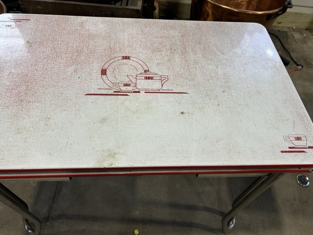 RETRO KITCHEN TABLE - 4