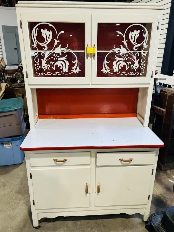 VINTAGE HOOSIER CABINET: NO SHIPPING