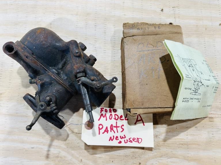 FORD MODEL A CAR CARBRATOR PARTS: .
