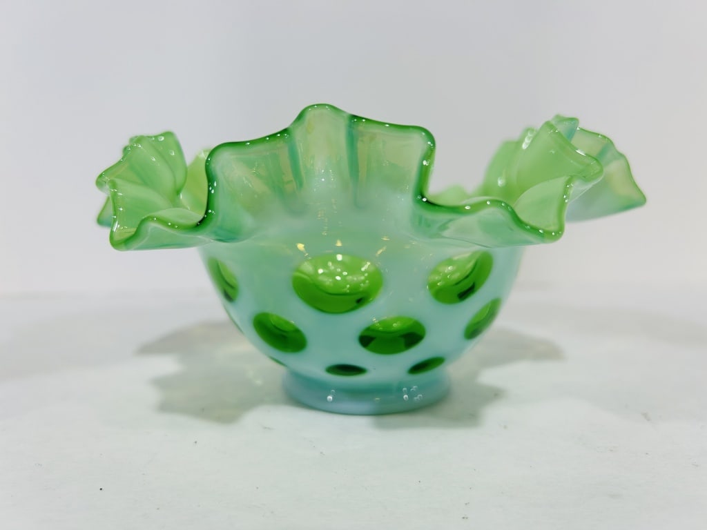FENTON COIN DOT GREEN RUFFLED BOWL: .