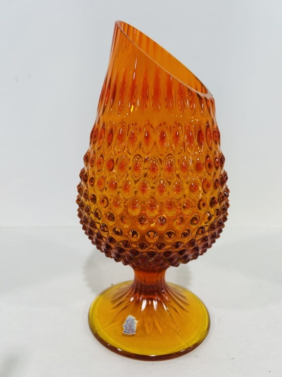 FENTON AMBERINA SWUNG VASE (1 of 4)