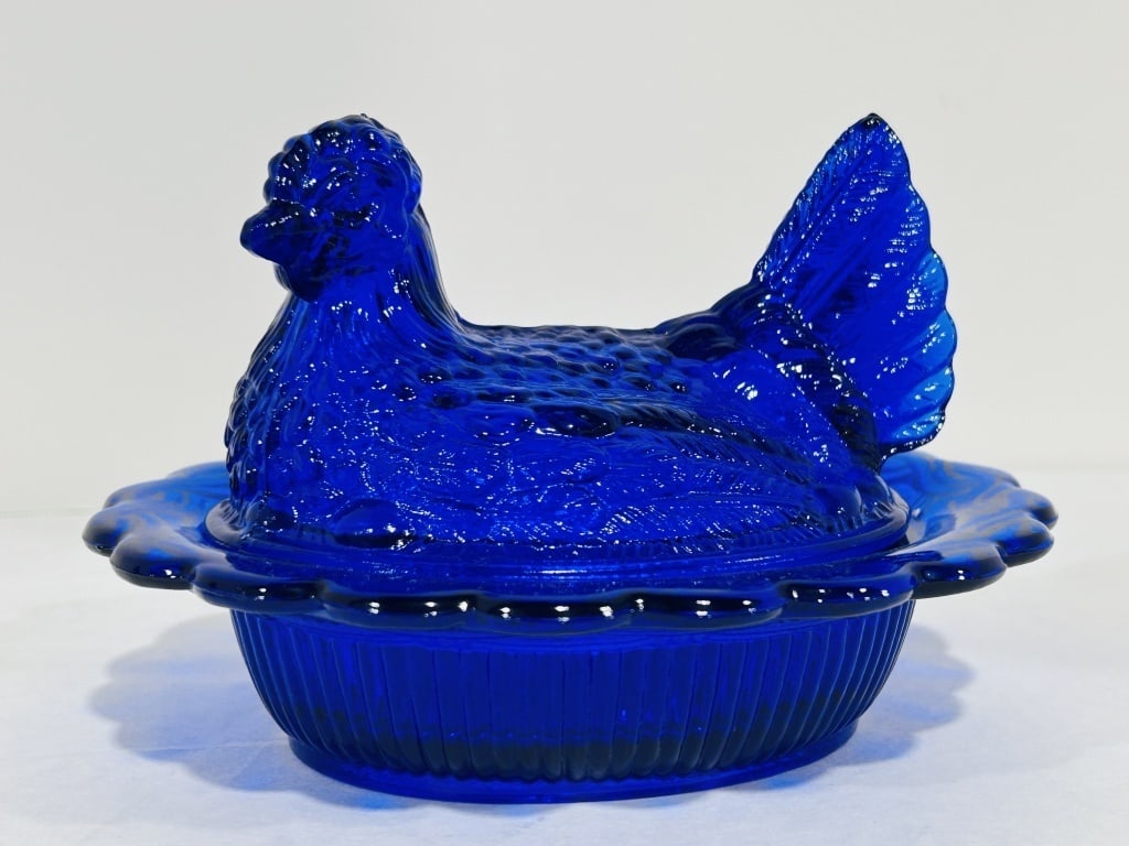 MOSSER COBALT HEN ON NEST (1 of 6)